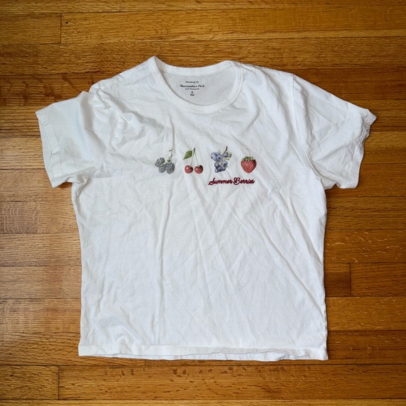 A&F Graphic Tee - Picture 2 of 2